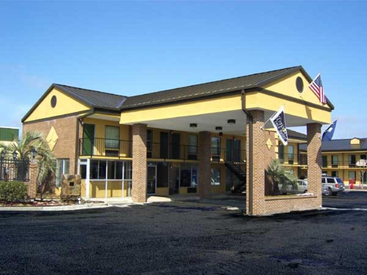 Travelers Inn & Suites Sumter Exterior photo